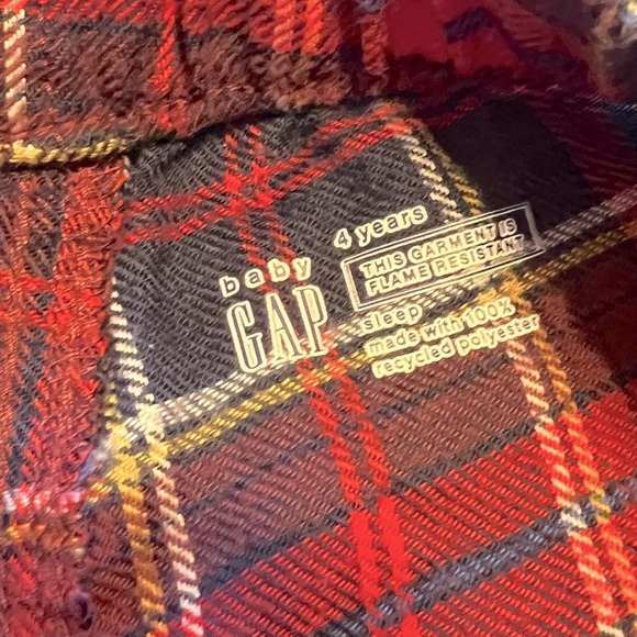 Baby Gap PJ Set | 4t - Picture 4 of 5